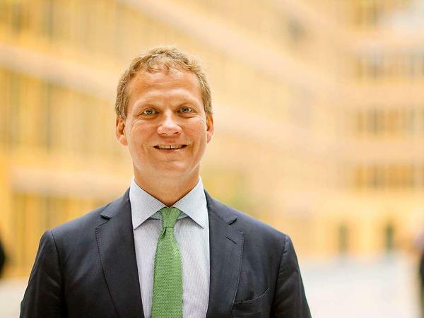Eric Schweitzer ist Präsident der Industrie- und Handelskammer (IHK) Berlin und des Deutschen Industrie- und Handelskammertages (DIHK).