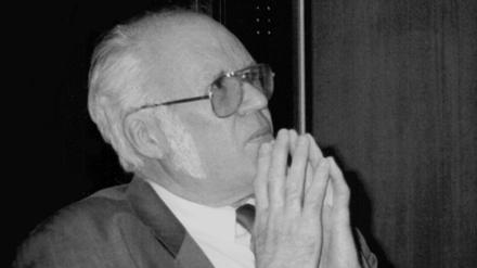 Wolfgang Stapp (1927-2017)