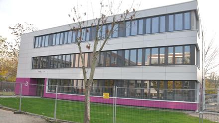Auch die Grundschule an der Wuhle in Hellersdorf hat einen der neuen Ergänzungsbauten bekommen. Sie können 50 Jahre stehen.