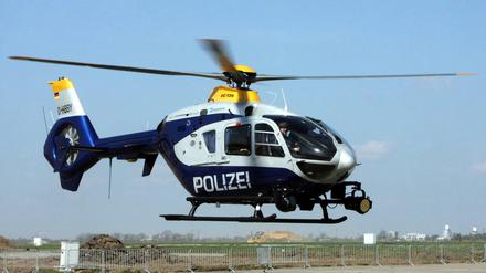Ein Eurocopter EC 135 der Polizeihubschrauberstaffel Brandenburg. 