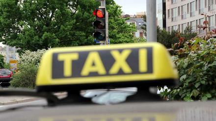Taxifahren in Berlin wird ab 2014 teurer.