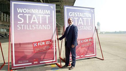 Der Berliner SPD-Chef Jan Stöß stellt die Kampagne seiner Partei auf dem Tempelhofer Feld vor.