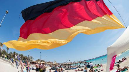 Deutsche Touristen im Urlaub wollen sich nicht an Regeln halten.