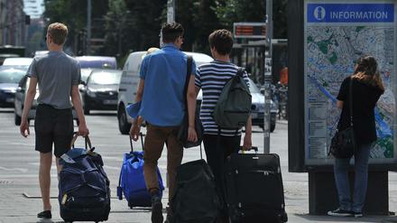 Dann packt mal die Koffer aus. Berlin ist beliebt, nicht nur bei Touristen.