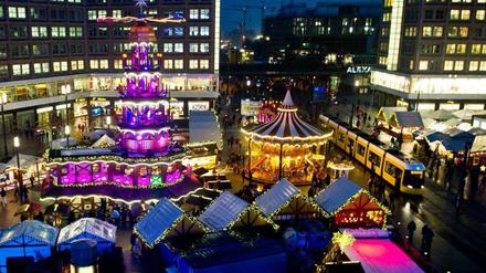 Der Weihnachtsmarkt am Alexanderplatz ist wahrscheinlich auch nicht so, wie ihn sich Hatice Akyün wünscht.