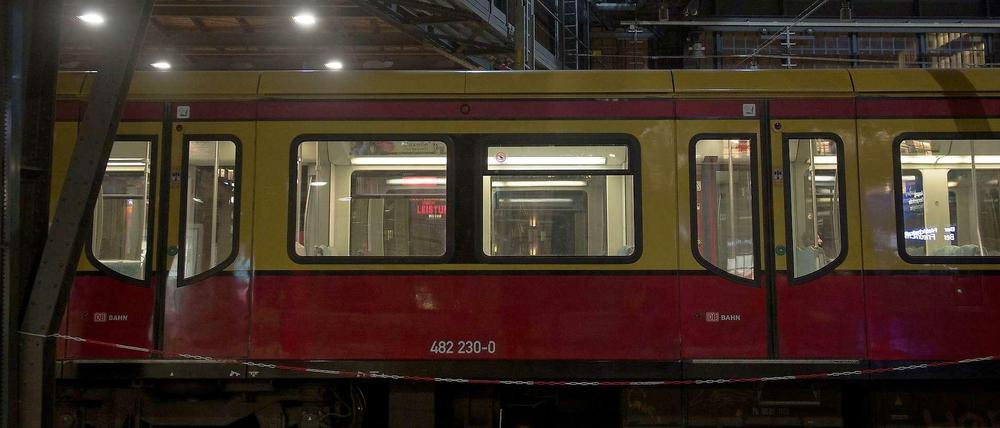 Ab Montag fahren die S-Bahnen wieder durch den Tunnel auf der Nord-Süd-Strecke.
