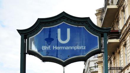 Der U-Bahnhof Hermannplatz in Berlin-Neukölln, aufgenommen am 5. November 2012. 