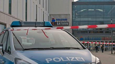 Um kurz vor sieben Uhr morgens fuhren die Täter ins Einkaufszentrum Boulevard Berlin.