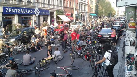 Einige Hundert Demonstranten waren im Juli 2016 mit ihren Fahrrädern dabei.