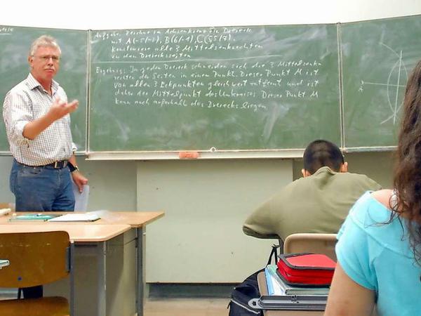 Berlins Lehrer waren bislang die bundesweit einzigen ohne Altersermäßigung. 