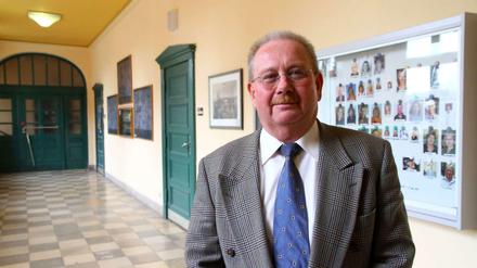 Kaum wegzudenken: Harald Mier unterrichtet seit 1982 am Schadow-Gymnasium. Seit fast 20 Jahren ist er dort Schulleiter. 