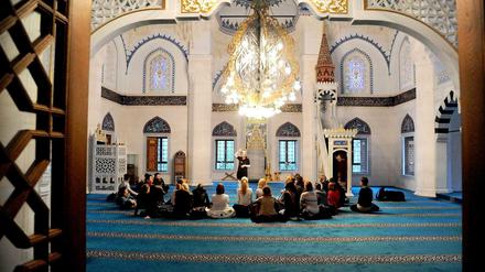 Neugierig? Am 3. Oktober können Sie die Sehitlik-Moschee und andere islamische Gotteshäuser in ganz Berlin besuchen.