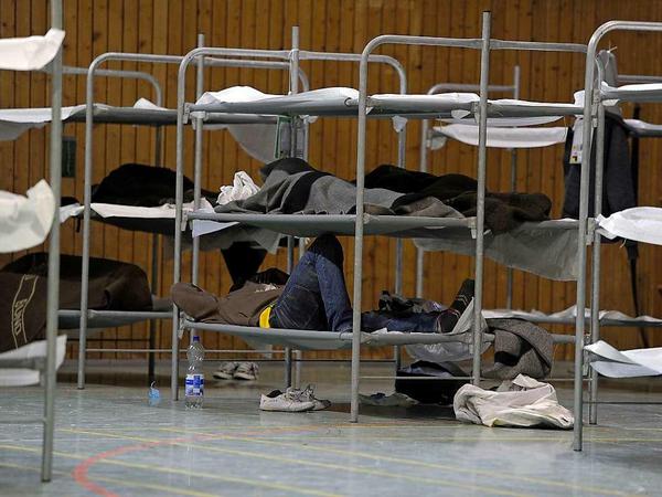 Wer es nach Deutschland schafft, wird (wie hier in Dortmund) in einer Erstaufnahmeeinrichtung untergebracht. Doch die Bundesländer sind vom Zustrom der Asylbewerber oft überfordert.