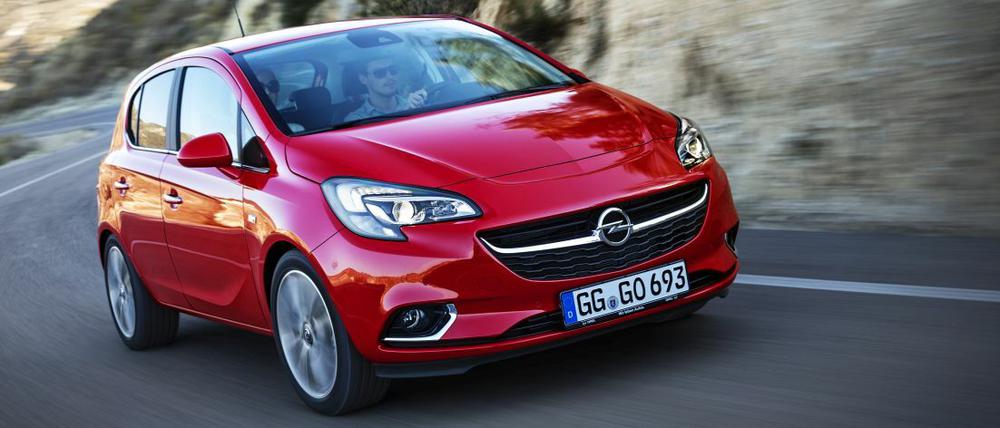 Dynamisch: Der Opel Corsa erreicht zwar nicht ganz die sehr gute Handlichkeit eines Fabia, geht aber viel dynamischer ums Eck als der Vorgänger. 