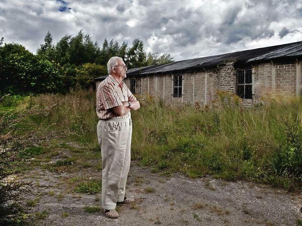 Heimarbeit. Der ehemalige Lehrer Lothar Czoßek, 86, hat die Geschichte des KZ-Außenlagers Tröglitz/Rehmsdorf dokumentiert.
