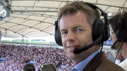 Der SWR-Sportreporter Tom Bartels hat bei der Euro 2016 das Spiel Polen gegen Portugal kommentiert. 