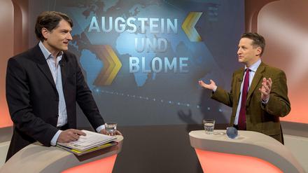 "Freitag"-Verleger Jakob Augstein und "Bild"-Vizechefredakteur Nikolaus Blome in der Phoenix-Sendung "Augstein und Blome". 