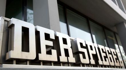 Der Spiegel-Verlag hat am Dienstag ein drastisches Sparprogramm verkündet. 150 der 727 Stellen sollen gestrichen werden.  