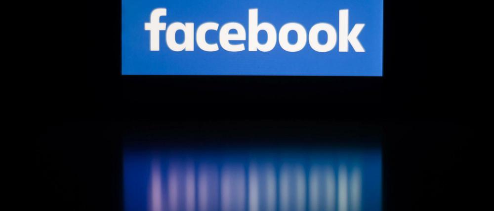 Facebook verschärft Vorgehen gegen Gewaltdrohungen in Deutschland.