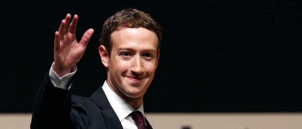 Facebook-Gründer Mark Zuckerberg sollte energischer gegen Falschmeldungen im eigenen Netzwerk vorgehen.