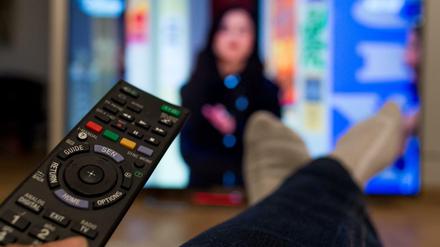 Fernsehen ist mehr und mehr eine Beschäftigung für Senioren