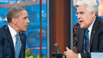 Chef-Visite. Selbst US-Präsident Barack Obama (links) ließ sich bei Jay Leno blicken. Dessen letzter Gast am Donnerstag wird der Schauspieler Billy Crystal sein, der im Mai 1992 auch sein erster war. Foto: AFP