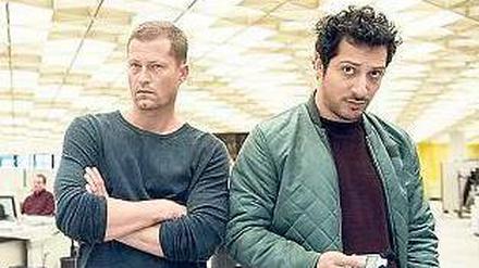 Krawallbrüder.  Die Schauspieler Til Schweiger (links) und Fahrin Yardim wollen auch im Kino-„Tatort“ ordentlich Action machen. 