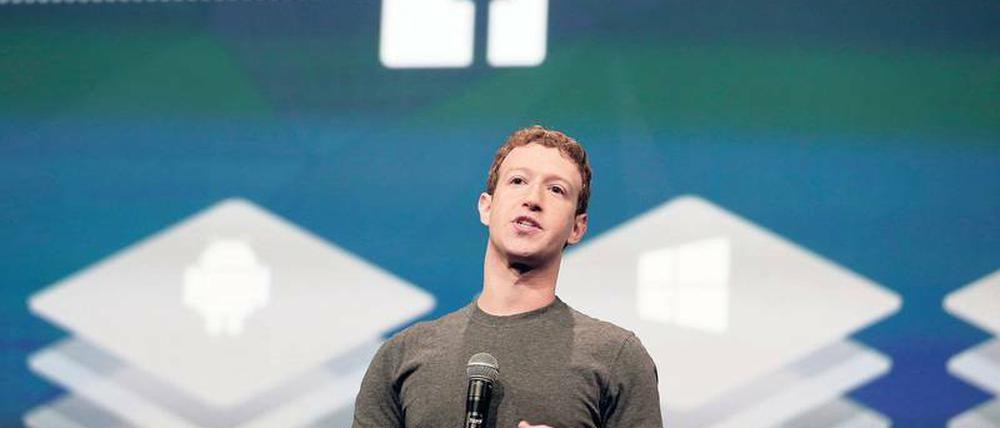 Nachrichten sind den Nutzern von Mark Zuckerbergs Sozialem Netzwerk sehr wichtig. In den Newsfeeds finden sich solche Posts nun jedoch weiter unten.