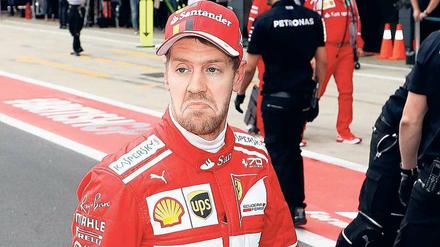 Sebastian Vettel musste in Silverstone einen Reifenplatzer verdauen. Lange Gesichter könnte es bei RTL geben, wenn die ARD sich die Formel-1-Rechte schnappt. 