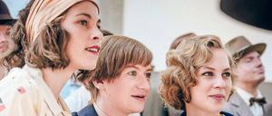 Wichtiger Moment der Frauenbefreiung in Deutschland: Anni (Marie Hacke, von links), Friedl (Nina Gummich) und Lotte (Alicia von Rittberg) im Bauhaus. 