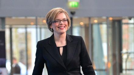 Politisches Gewicht: Weight Watchers wirbt mit CDU-Vizechefin Julia Klöckner - die ist darüber "stinksauer". 