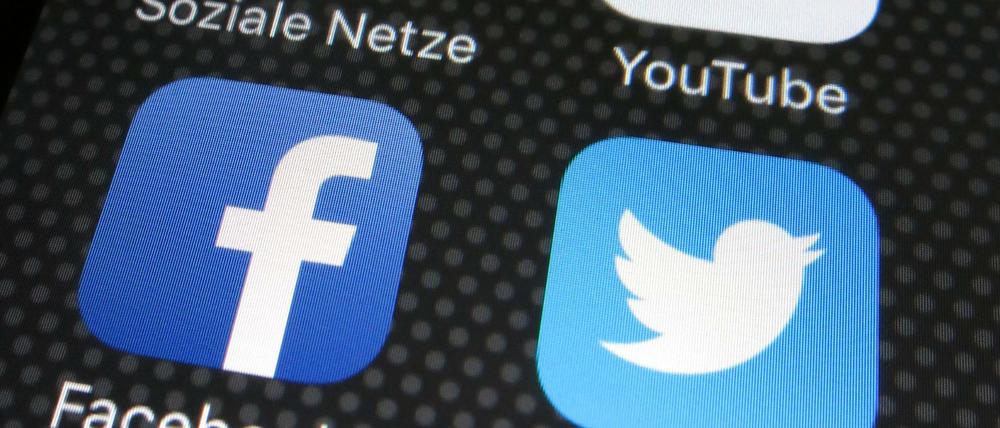 Vereint im Kampf: Facebook, Twitter und YouTube. 