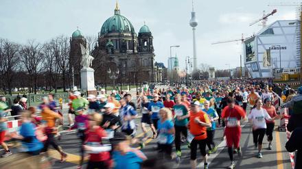 Die Läufer beim Berliner Halbmarathon sind erwachsen. Sie können ihren Ehrgeiz selbst steuern - anders als Kinder.