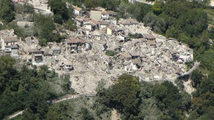 Auch der Ort Pescara del Tronto in Mittelitalien ist von dem Erdbeben stark betroffen. 