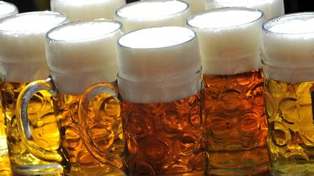 Bier schmeckt gut und ist auch trotz geringer Mengen von Unkrautvernichter nicht schädlich - sagt das das Bundesinstitut für Risikobewertung (BfR).