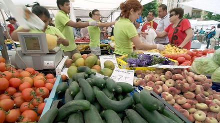 Das russische Importstopp für Obst und Gemüse als Reaktion auf EU-Sanktionen hatte auch deutschen Landwirten Sorgen bereitet. 