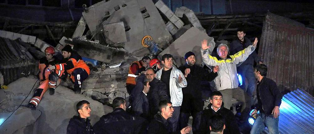 Ein zusammengebrochenes Hotel in der Osttürkei.