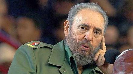 Fidel Castro schreibt in einem Brief, dass er eine friedliche Lösung mit den USA trotz aller Skepsis nicht ablehne. Hier eine Aufnahme des ehemaligen Präsident Kubas aus dem Jahre 2006.