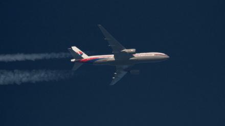 Die Suche nach dem Wrack der Boeing 777-200 war erst am Dienstag eingestellt worden. 