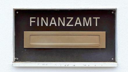Der Briefkasten eines Finanzamts.