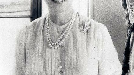 Sie hat die Rede wohl nie gesehen. Königin Elizabeth II. 1983.
