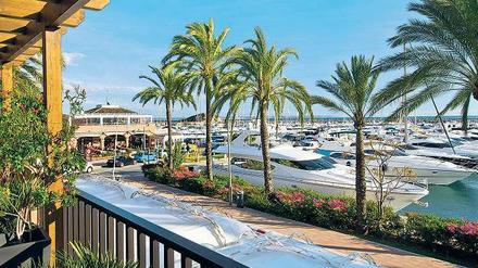 Fünfsternehotels und Segelyachten: Mallorca bekämpft Straßensex und Trinkgelage, um Luxusurlauber anzulocken.