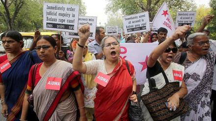 Aufschrei in Indien. Frauen demonstrierten am Sonnabend in Neu-Delhi.