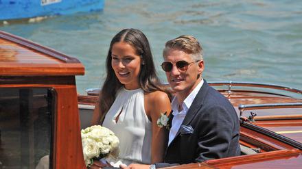 Ana Ivanovic und Bastian Schweinsteiger kurz nach ihrer Hochzeit in Venedig. 