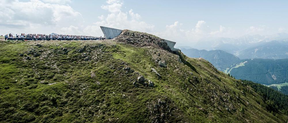 Das neue Museum, Messner Mountain Museum Corones, liegt auf 2275 Metern Höhe auf dem Kronplatz in Südtirol in Italien.