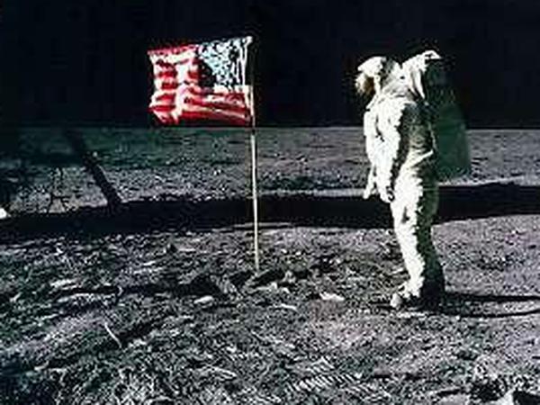 Erinnerung an den Wettlauf der Systeme. Edwin 'Buzz' Aldrin 1969 auf dem Mond.