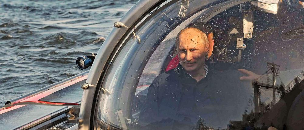 Putin in seiner U-Boot-Kapsel