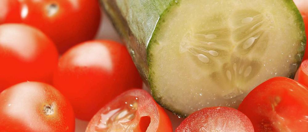 Das Robert-Koch-Institut warnt vor dem verzehr von Salatgurken, Tomaten und Blattsalat aus Norddeutschland.