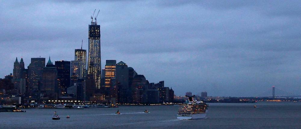 Dunkle Wolken über New York: Die US-Metropole wappnet sich für den Hurrikan "Sandy".