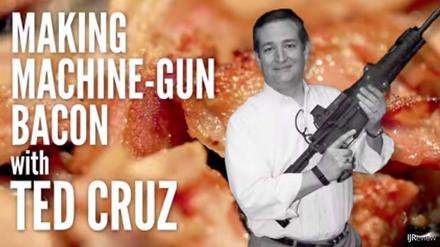 "Making Machine-Gun Bacon with Ted Cruz" (Maschinenpistolen-Speck-Machen mit Ted Cruz). Der Republikaner zeigt sich auf diesem Youtube-Video mit Maschinenpistole und ungewohnten Kochkünsten. 